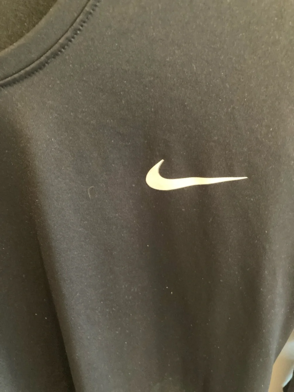Nike Black Long Sleeve Dri-FIT Top with White Swoosh length 26” - Picture 2 of 4